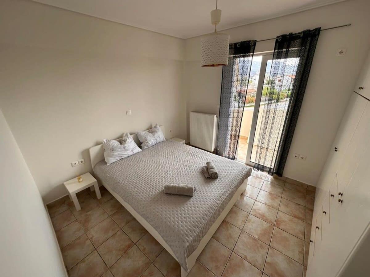 Vergian Brand New Spacious At Apartment Agioi Theodoroi