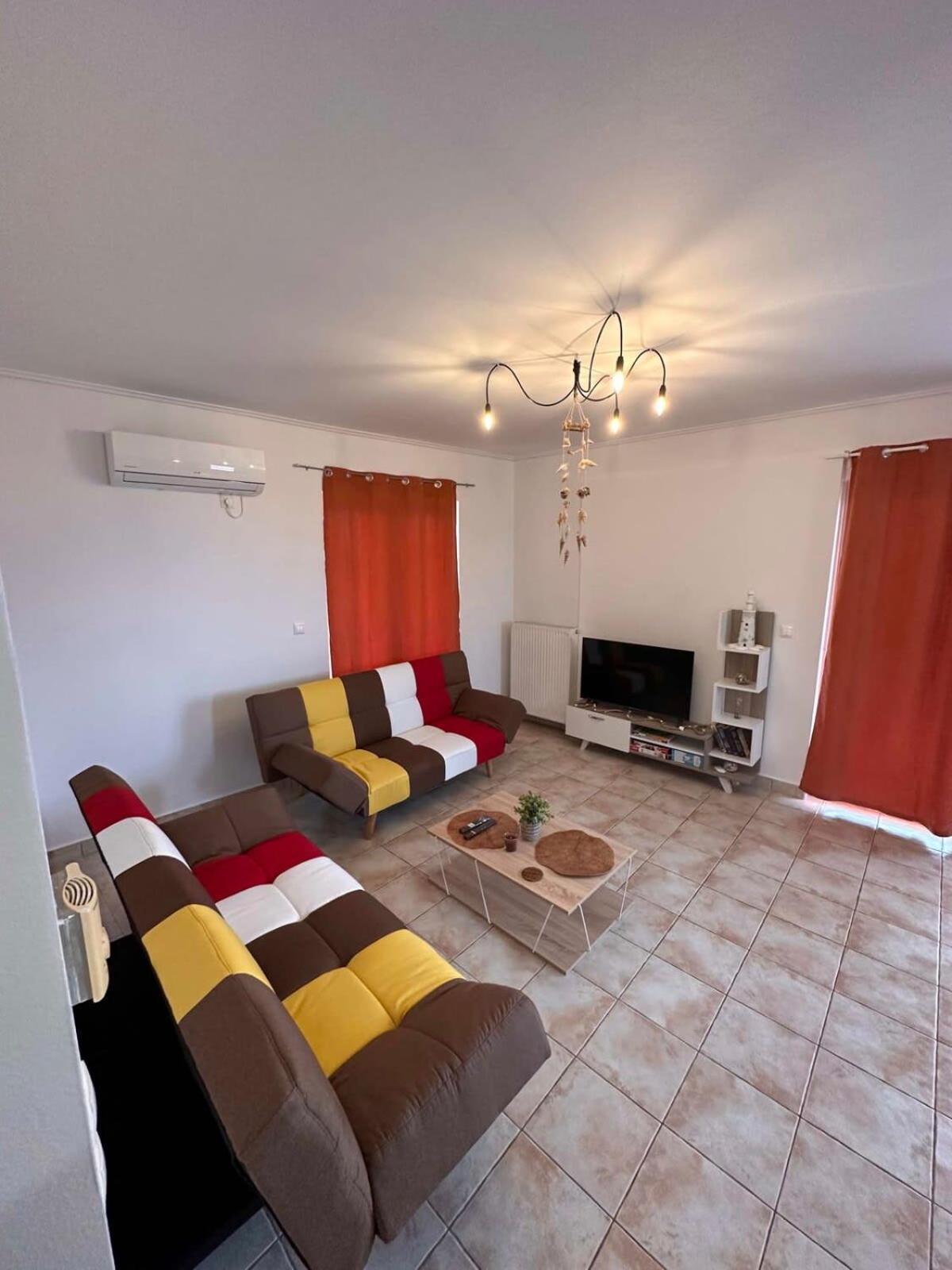 Vergian Brand New Spacious At Apartment Agioi Theodoroi